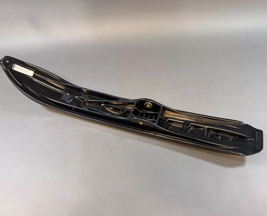 Polaris 1822634-070 - OEM SKI Black