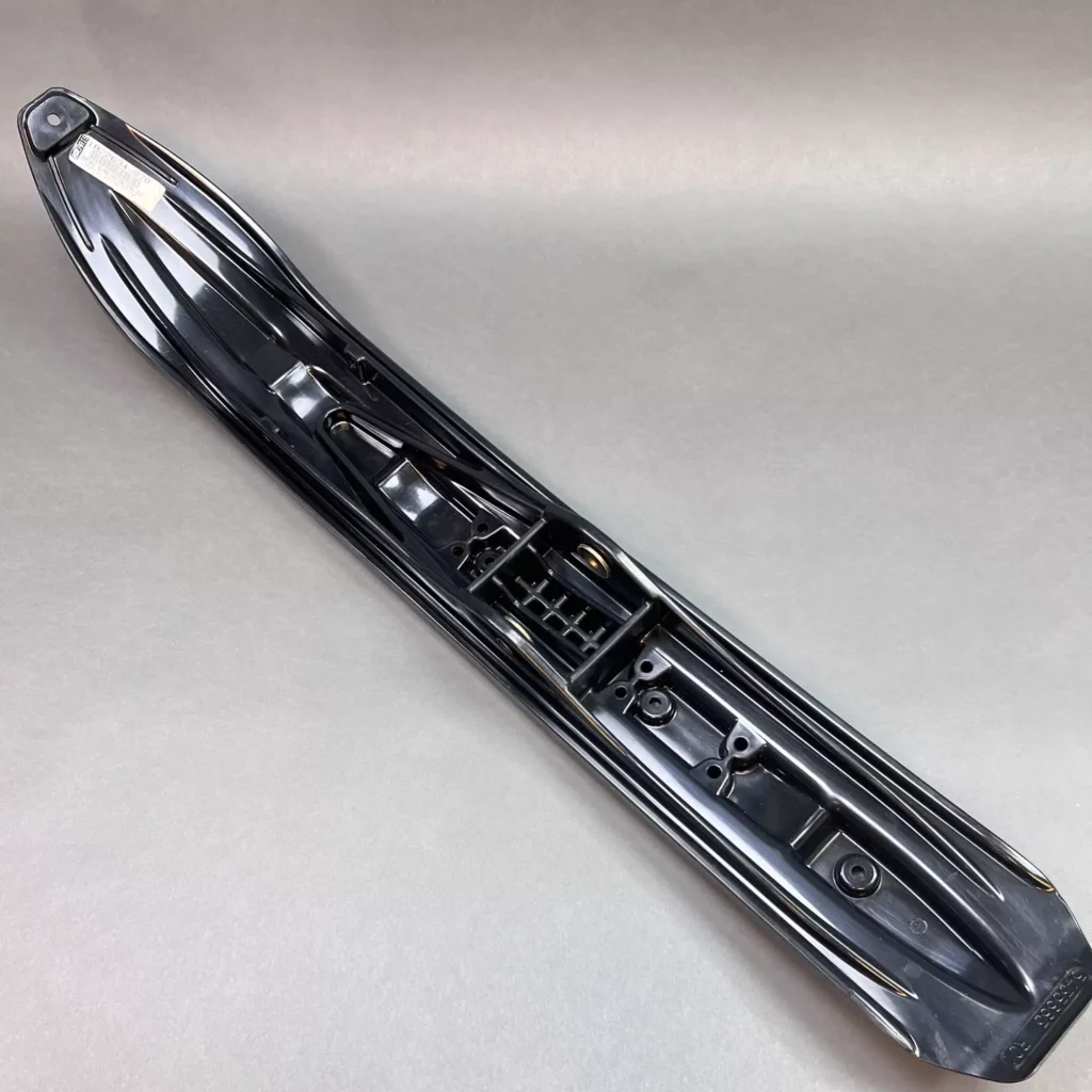 Polaris 1822634-070 - OEM SKI Black