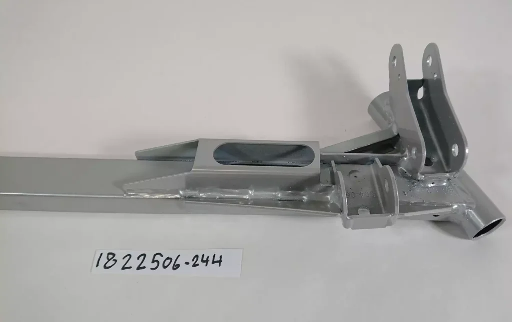 Polaris 1822506-244 - Trailing Arm ,LH,Silver