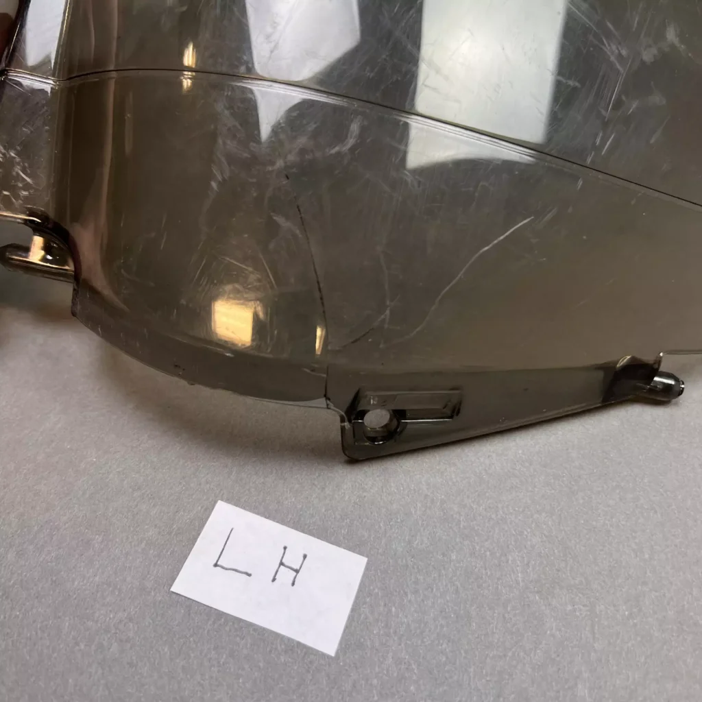 Polaris 5436077 side Shilde LH , Smoke