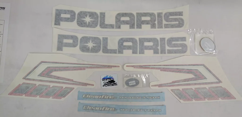 Polaris 2202777 - kit 2005 hood decal, 2005 Fusion