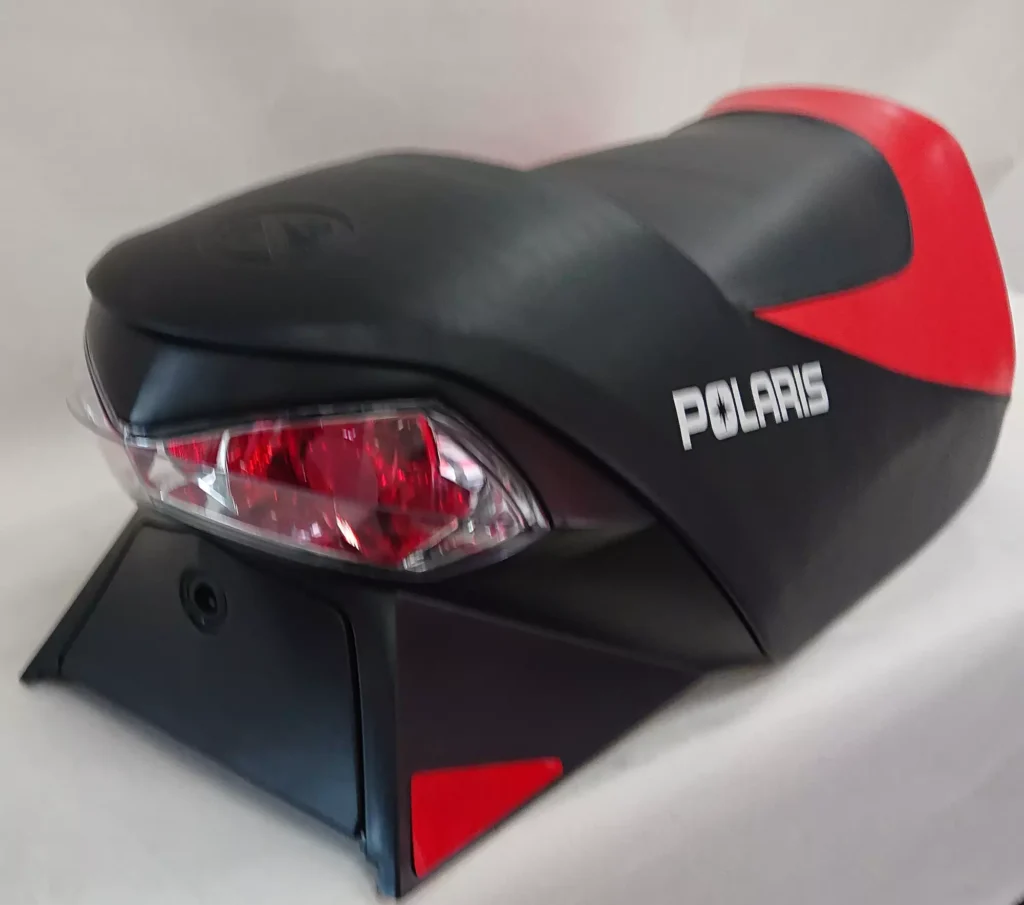 Polaris 2680002 - Dyna svart/röd  FUSION