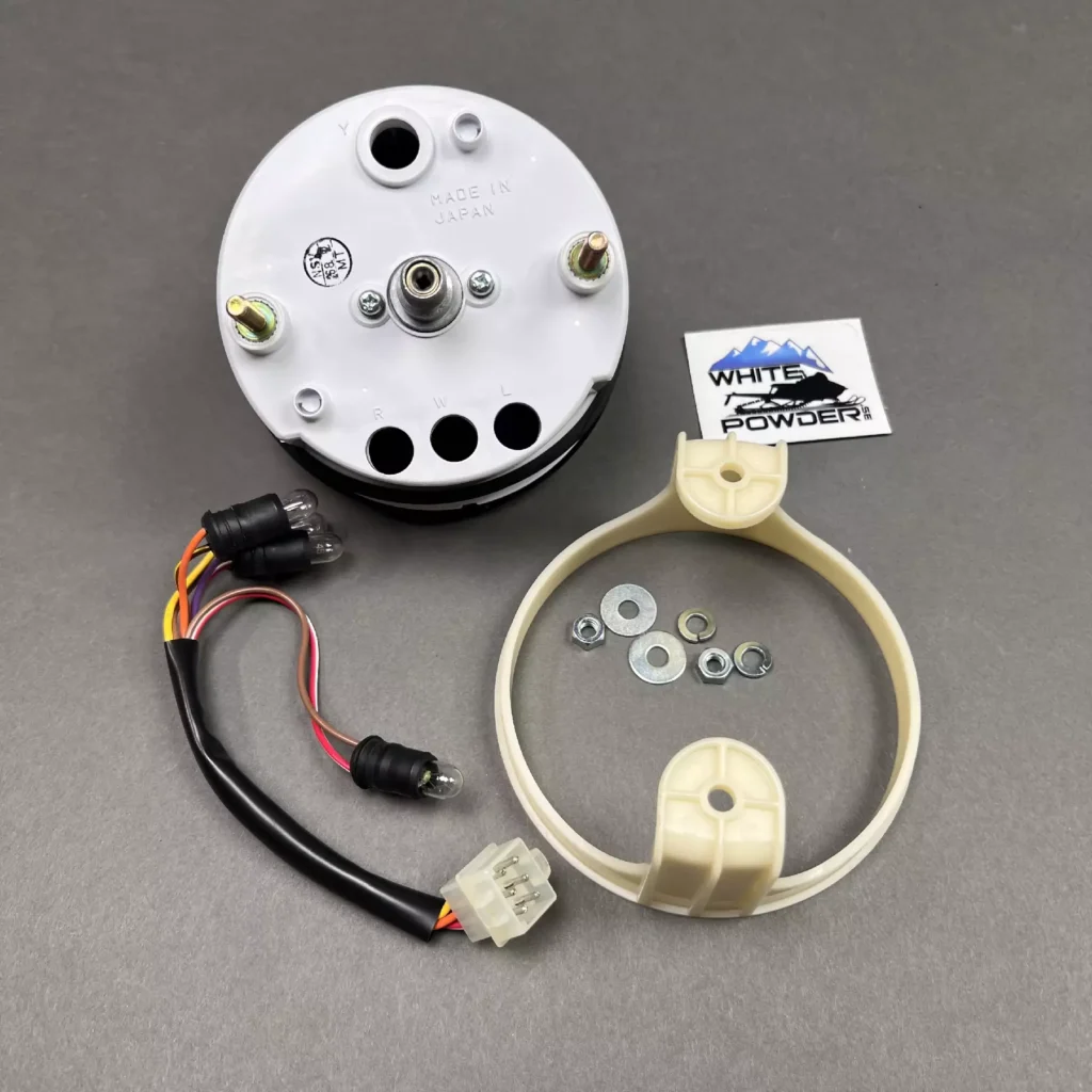 Polaris 3280440 Hastighetsmätare - Speedometer med Svart/vit tavla KH/H