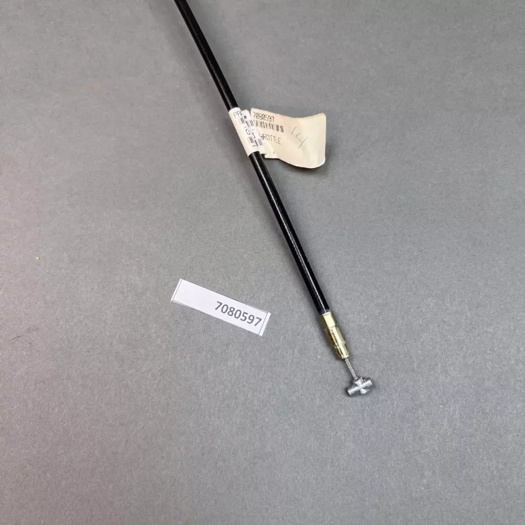 Polaris 7080597 - CABLE-THROTTLE W/OIL  / Gasvajer