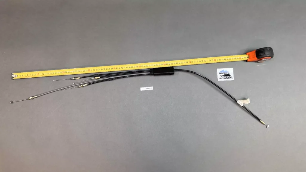 Polaris 7080597 - CABLE-THROTTLE W/OIL  / Gasvajer