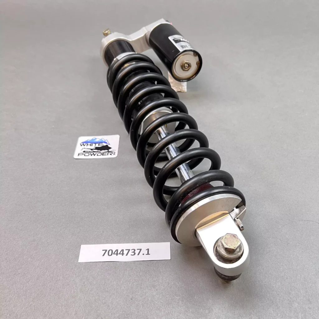 Polaris 7044737