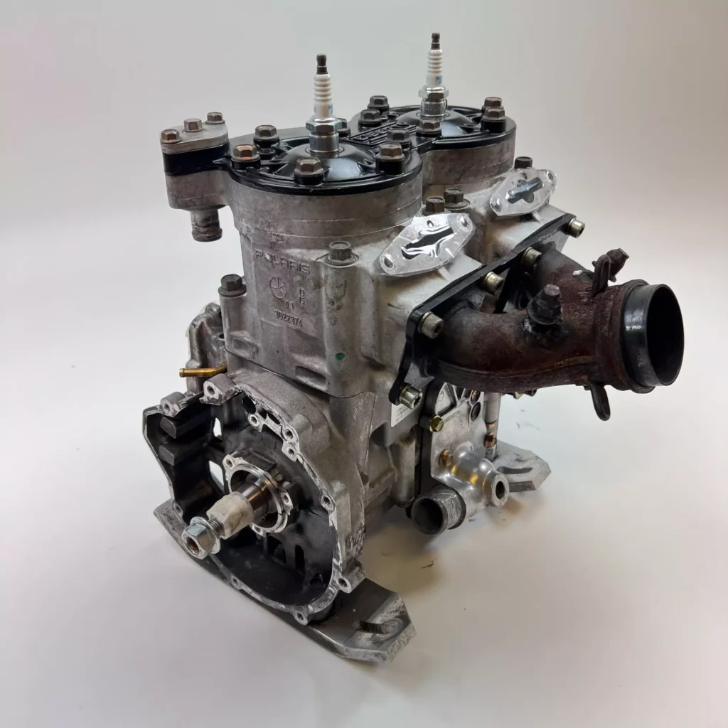Polaris IQ 600 R 2016 Motor