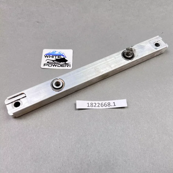 Polaris 1822668