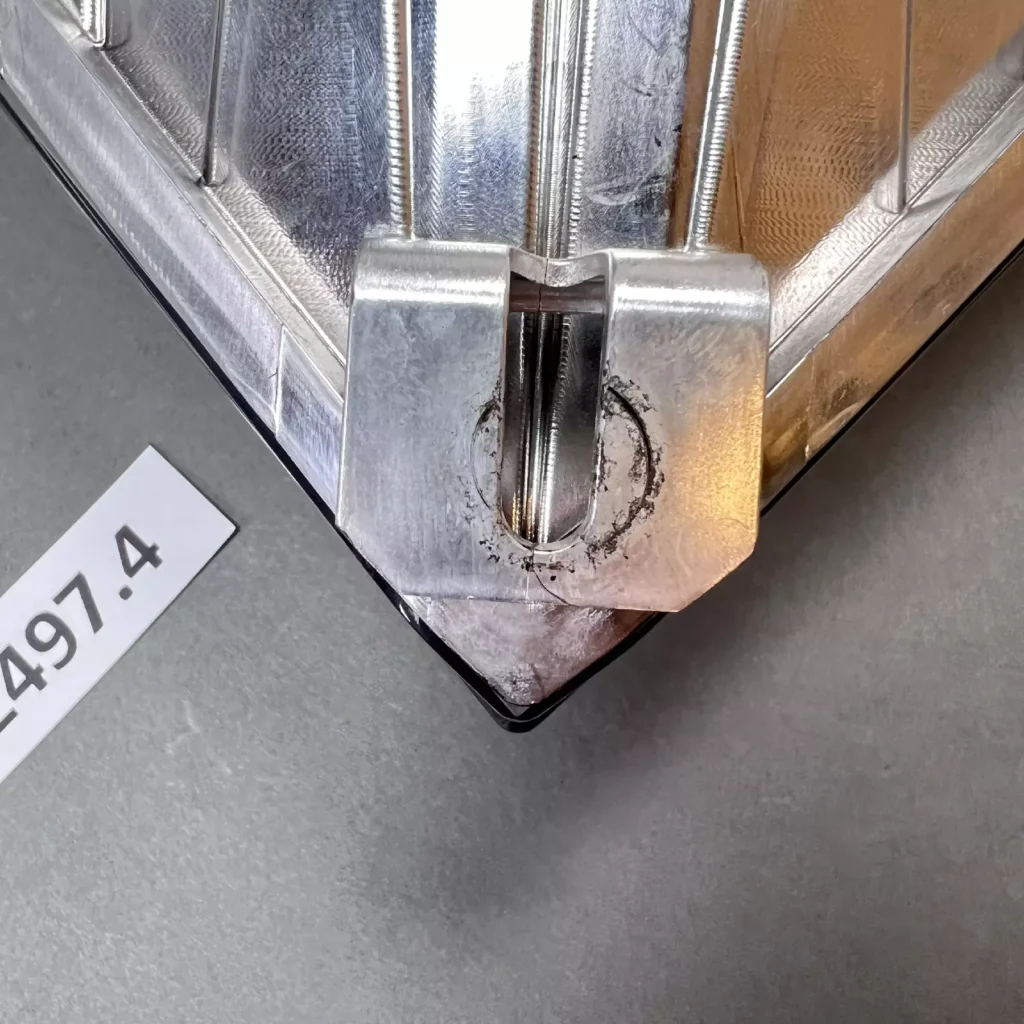 Polaris 2412497
