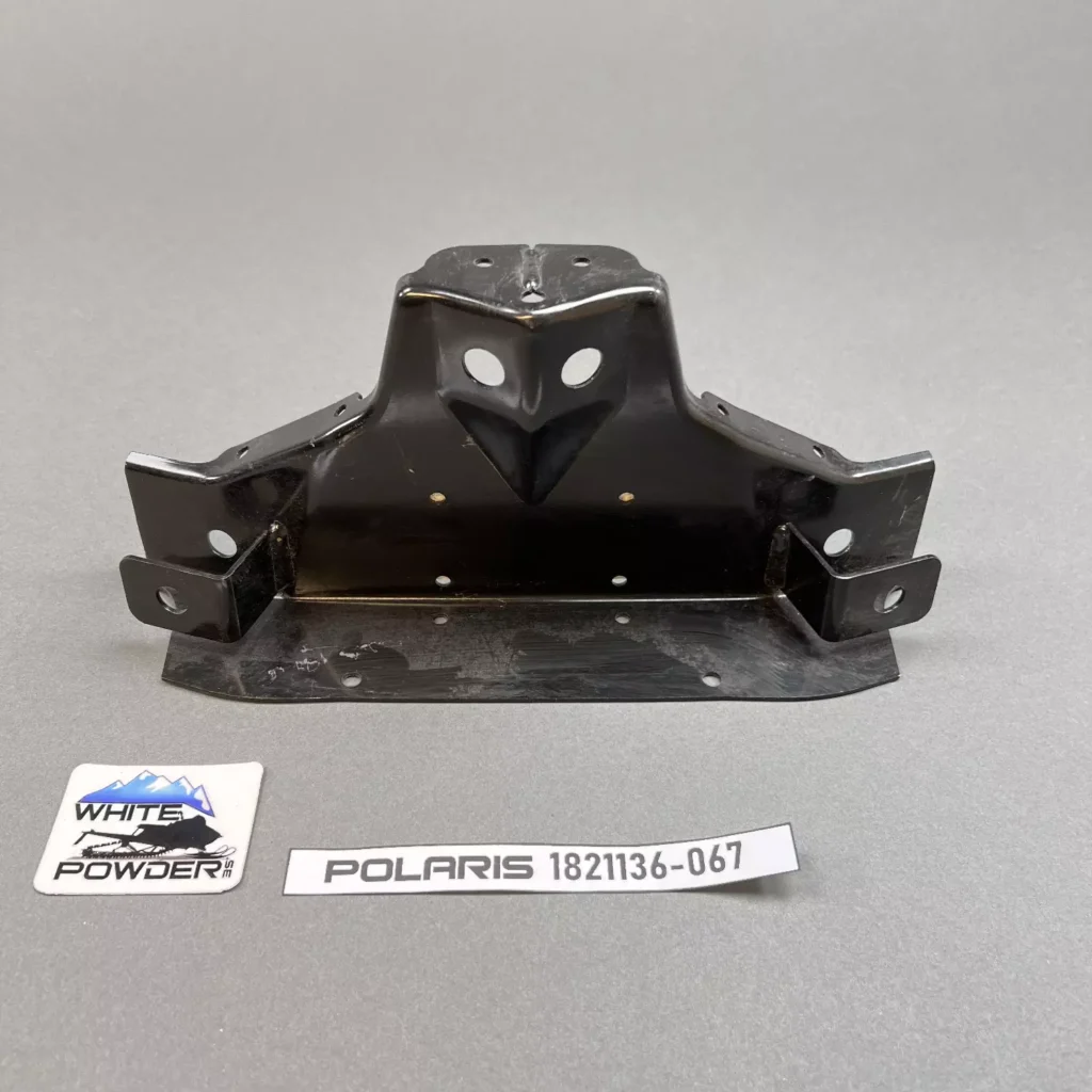 Polaris 1821136-067