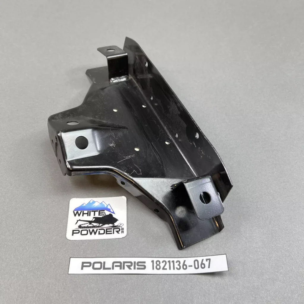 Polaris 1821136-067