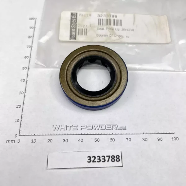 Polaris 3233788 - Seal , Triple Lip, 25X47X8